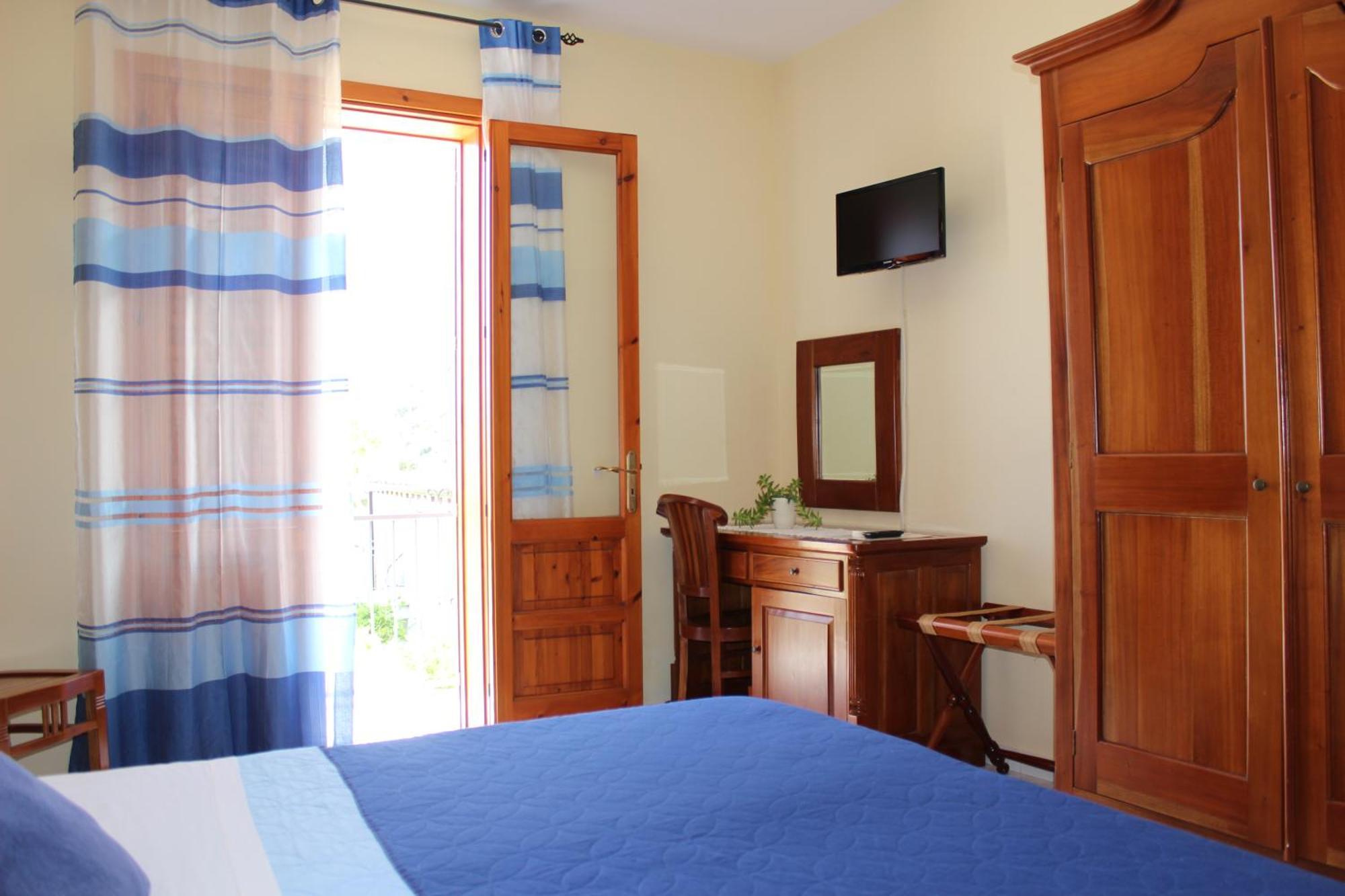 Raggio Di Sole Bed & Breakfast Macari Bagian luar foto