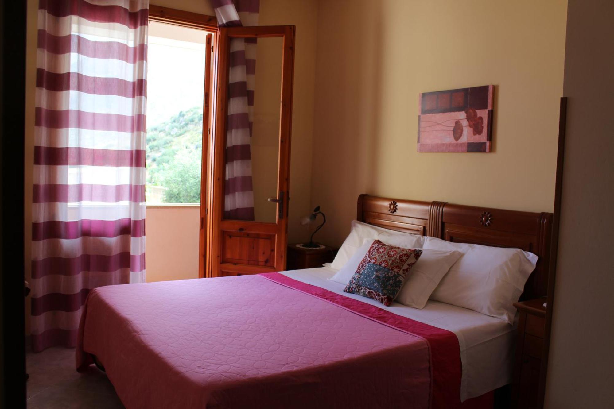 Raggio Di Sole Bed & Breakfast Macari Bagian luar foto